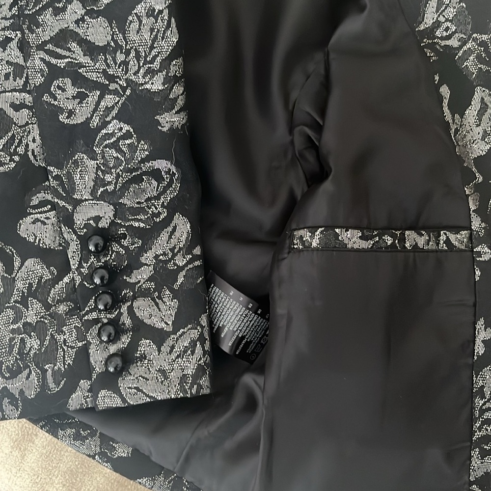 H&M Black Silver Open Front Blazer 3/4 Sleeve NWOT - Picture 10 of 10